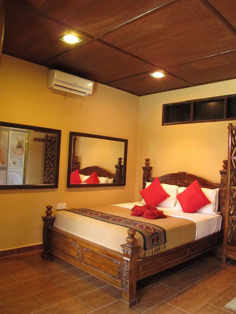 Ombak Dive Resort Pulau Perhentian Kecil Exterior photo